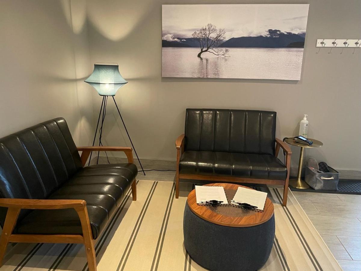 Hotel & Suites Le Dauphin Drummondville Ngoại thất bức ảnh