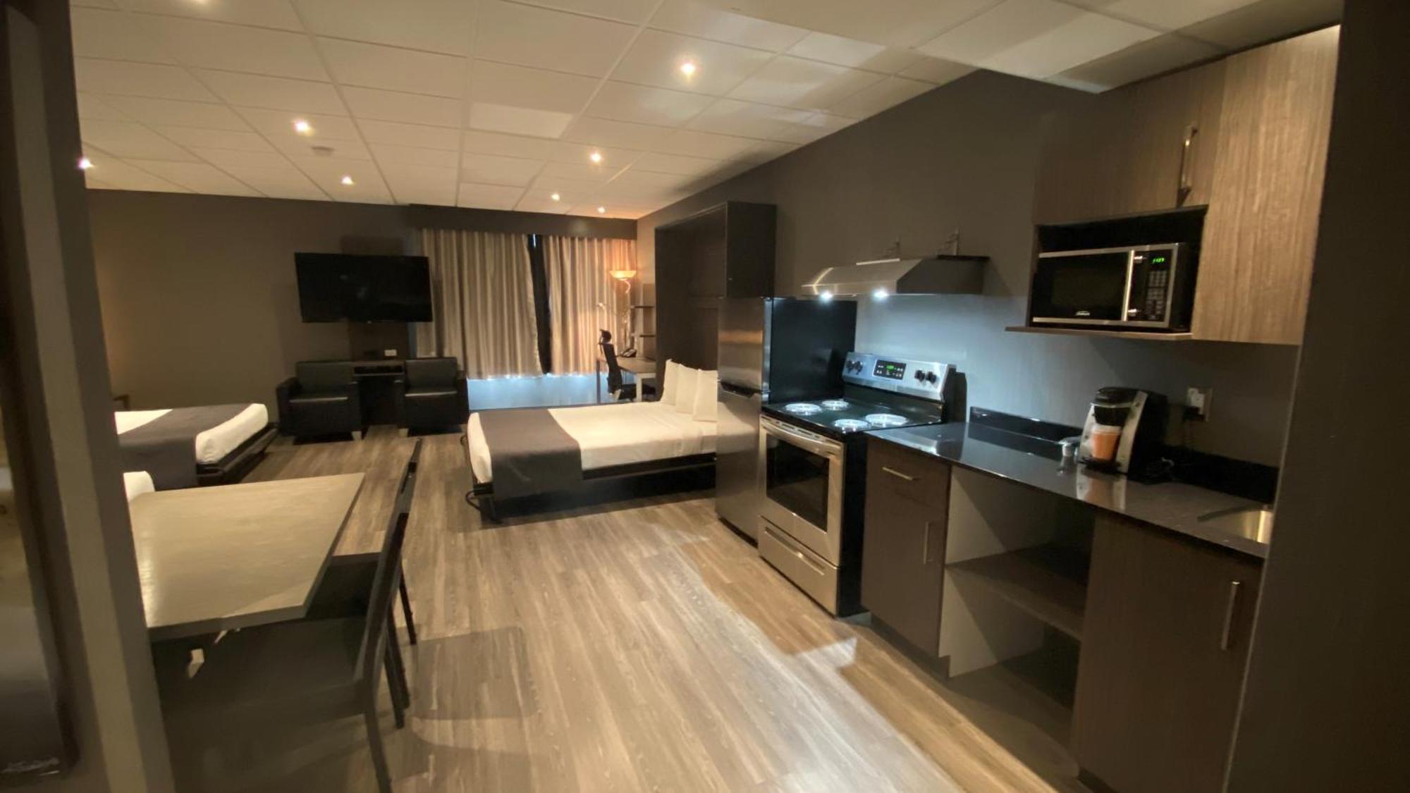 Hotel & Suites Le Dauphin Drummondville Ngoại thất bức ảnh
